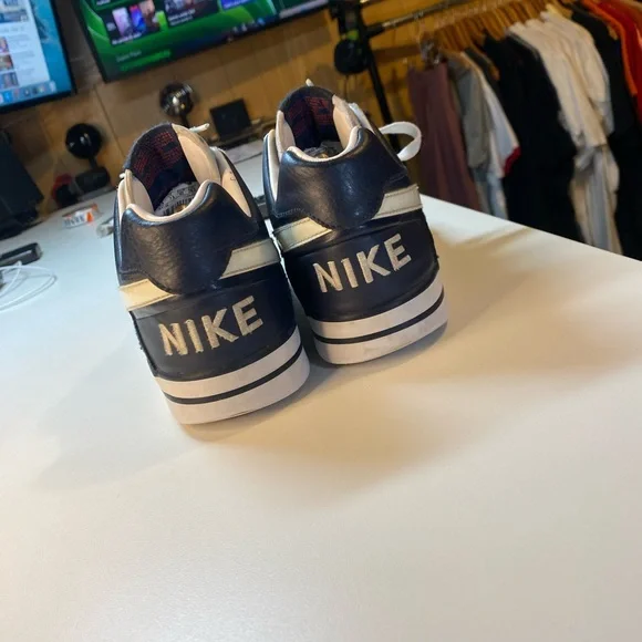 Nike Delta Force Low Men's Size 8.5 Navy Blue White ( 370543-411 ) - Picture 6 of 10